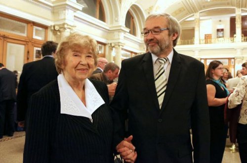 Les premiéra