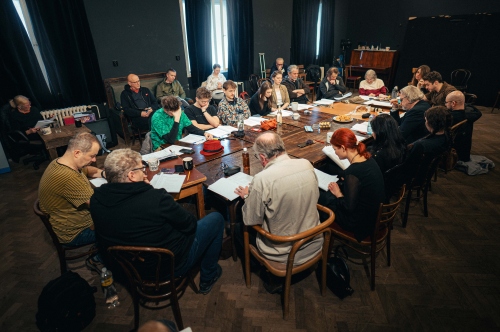 Petrolejové lampy - první čtená zkouška