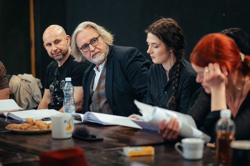 Petrolejové lampy - první čtená zkouška