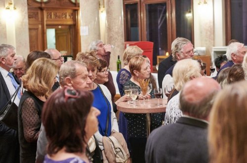 Setkání členů klubu po premiéře Ahoj, krásko (Linda)