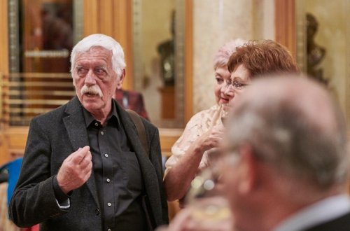 Setkání členů klubu po premiéře Ahoj, krásko (Linda)