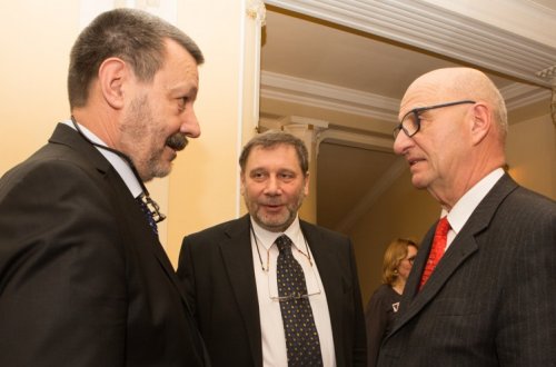 Sňatky z rozumu - premiéra