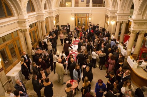 Sňatky z rozumu - premiéra